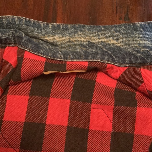 Vintage 90s Levi’s denim jacket Buffalo plaid lining and Harley Davidson… - Picture 10 of 11